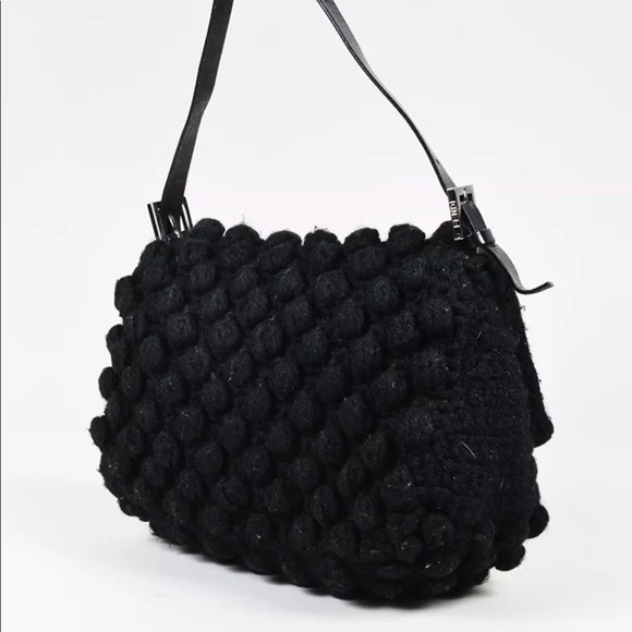 🔥SOLD🔥* Fendi knit and leather bag - Picture 2 of 5